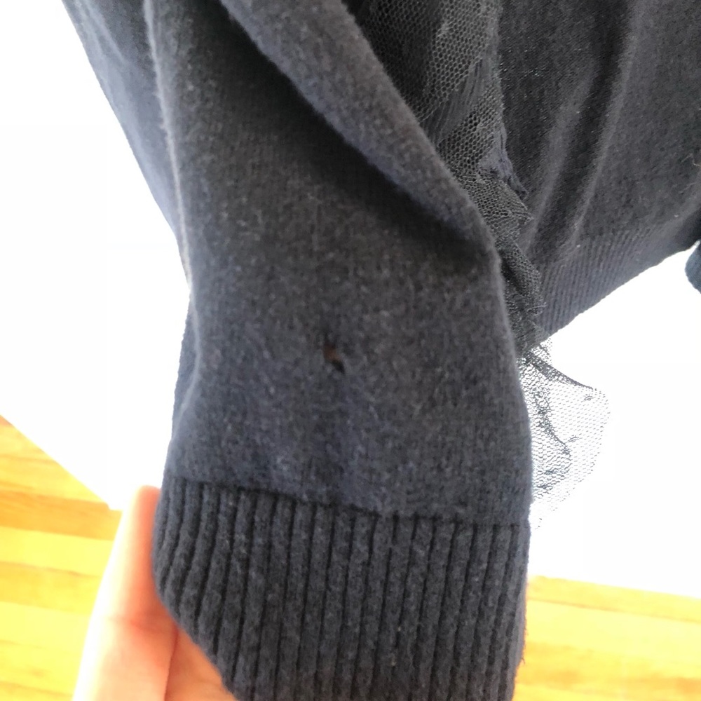 Hollister Ruffle Cardigan - Picture 5 of 7